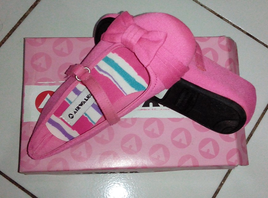  Shoes  Airwalk Girl Pink only 3 pair IbuHamil com