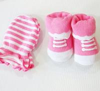 Concorde Baby Shop-sk-crg03-baby-socks-mitten-carter-girl-pinky-stripes-35000.jpg