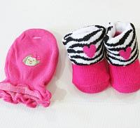 Concorde Baby Shop-sk-crg06-baby-socks-mitten-girl-monkey-girl-35000.jpg