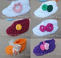 Sepatu Bayi Rajut Handmade (Babies Crochet Shoes)-little-botties.jpg