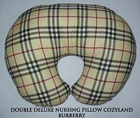 Bantal menyusui jumbo, cocok buat menyusui bayi kembar, dari Cozyland-double-deluxe-nursing-pillow-cozyland-burberry.jpg