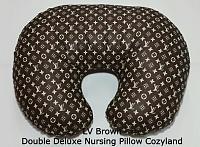 Bantal menyusui jumbo, cocok buat menyusui bayi kembar, dari Cozyland-double-deluxe-nursing-pillow-cozyland-lv-brown.jpg